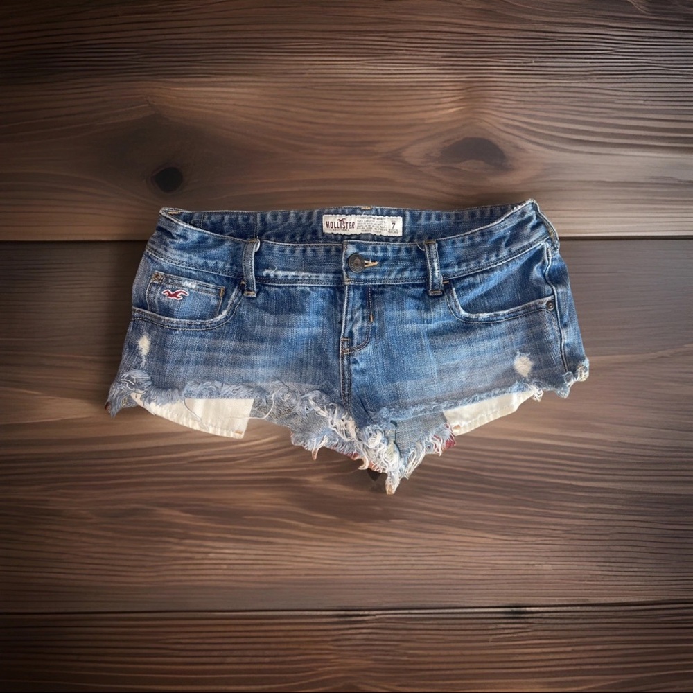 Hollister California Original Women's Distressed Blue Jean Shorts